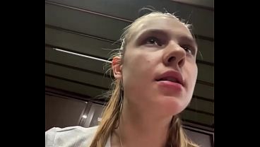 Treino intenso com gozada e gozo molhado na academia